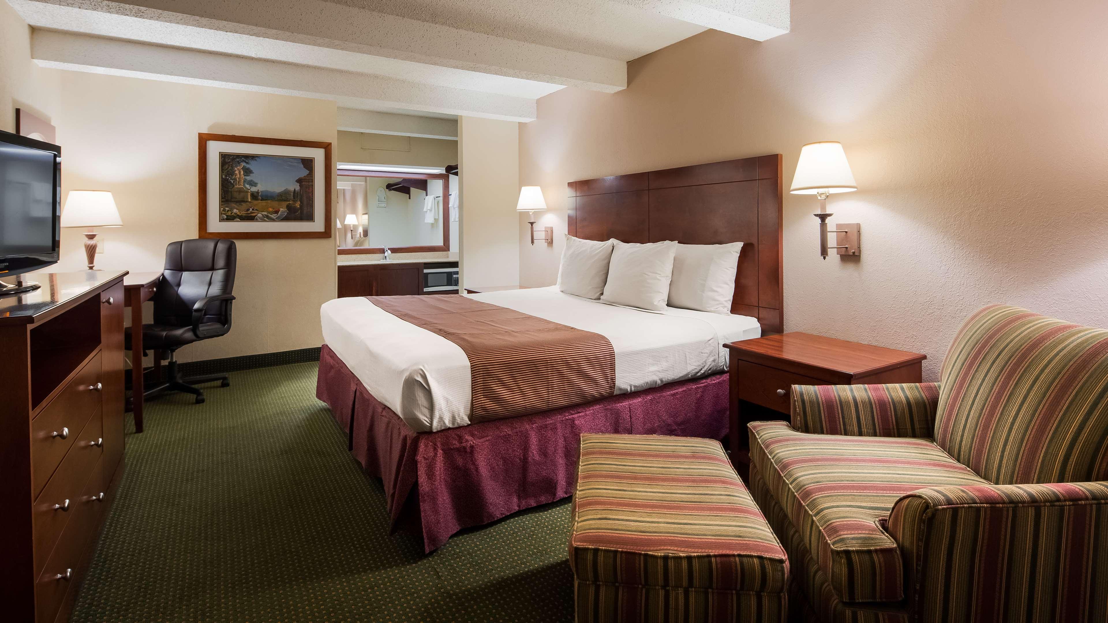 Best Western Montis Inn Saint Robert Exterior photo